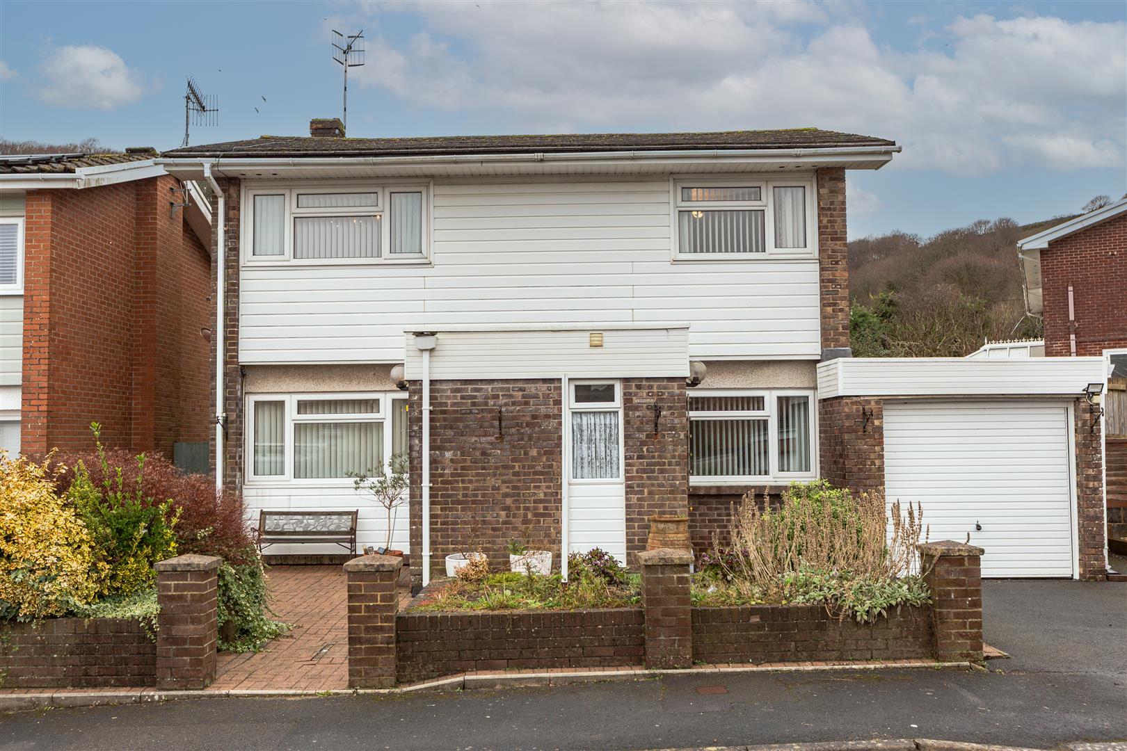 Gwscwm Park, Burry Port, SA16 0DX